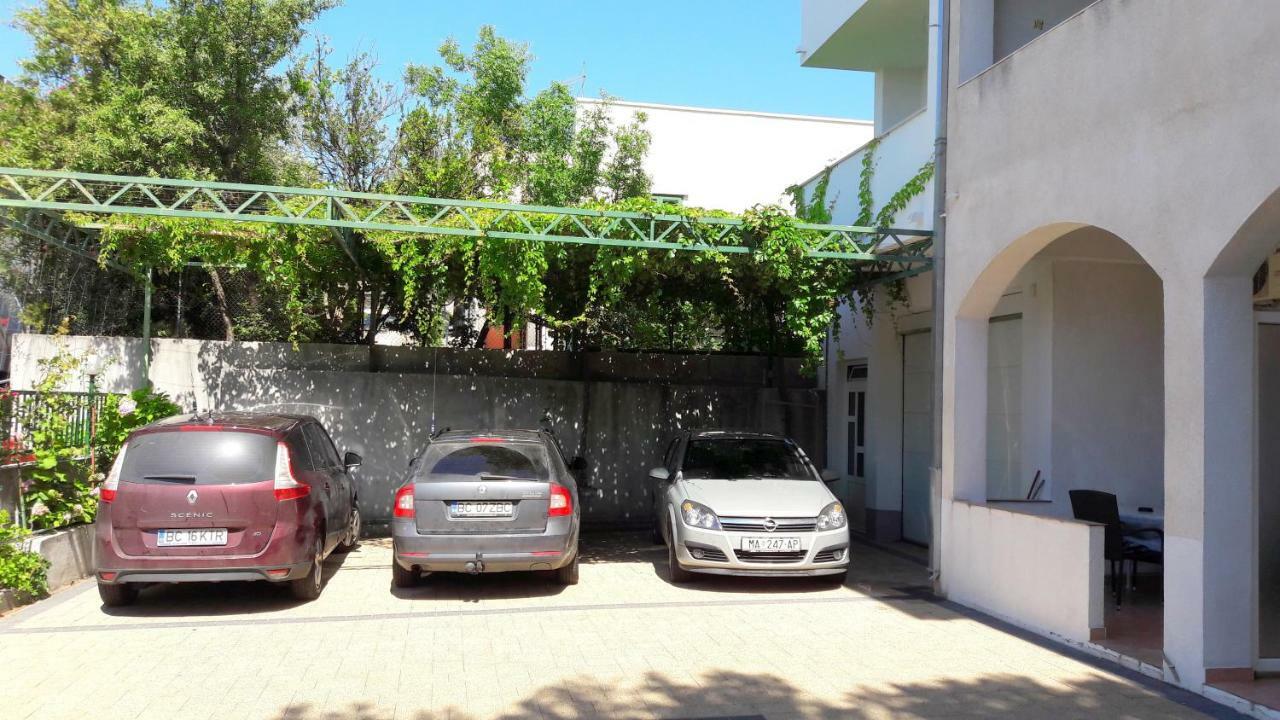 Apartmani R&B Radalj Makarska Extérieur photo