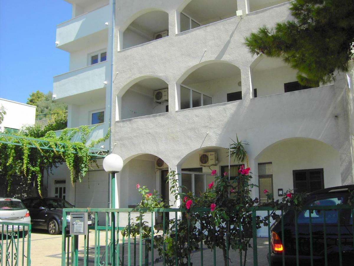 Apartmani R&B Radalj Makarska Extérieur photo
